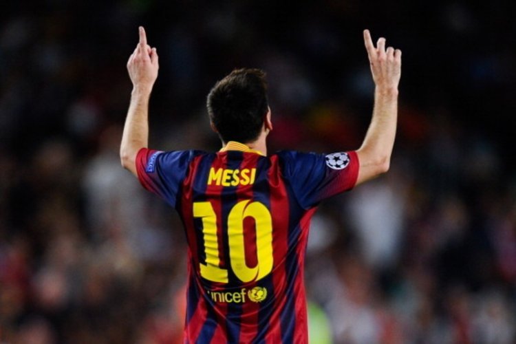 Lionel Messi's Career so Far in 25 Pictures